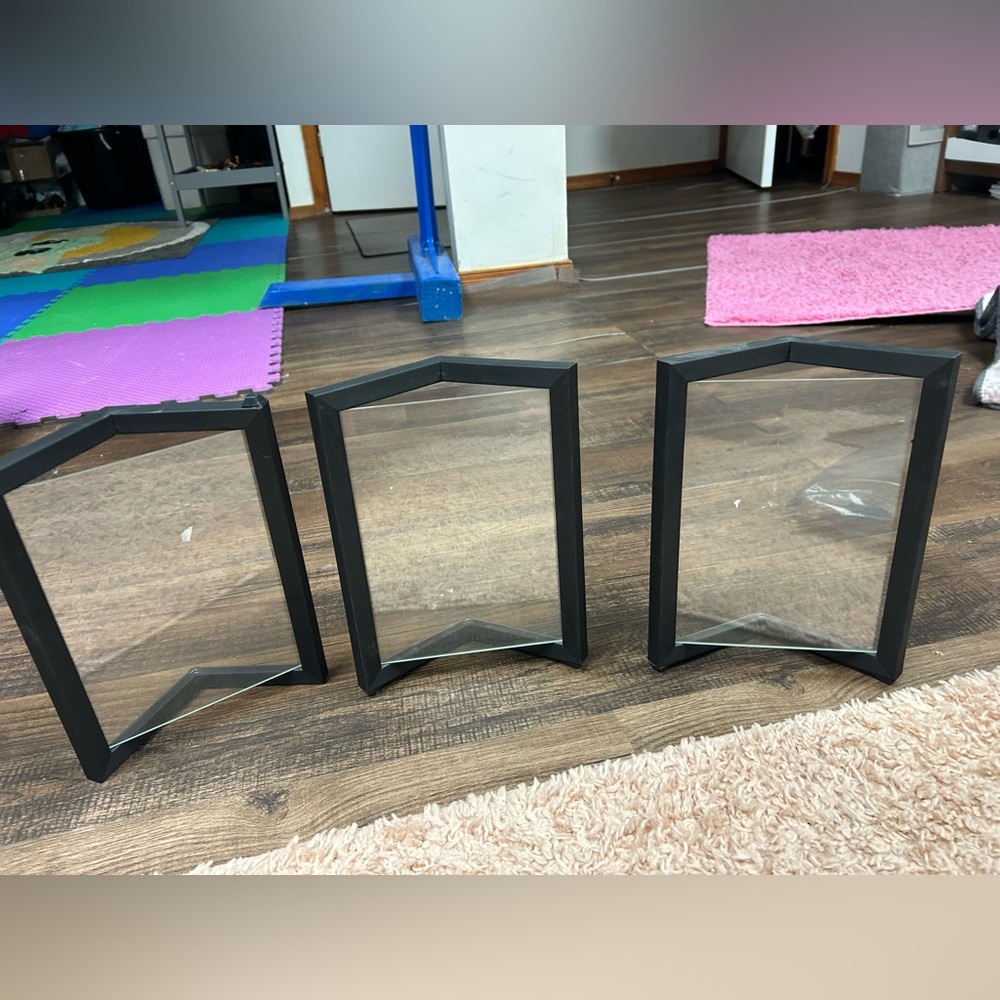 Black Geometric Glass Display Frames